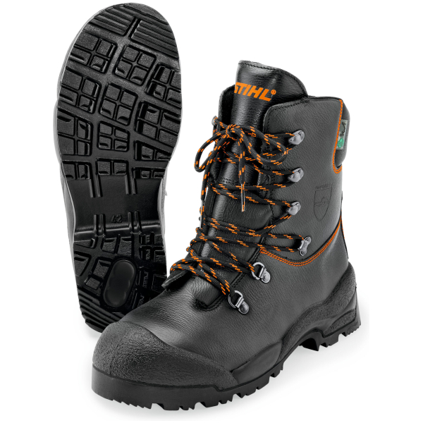 FUNCTION chainsaw boots