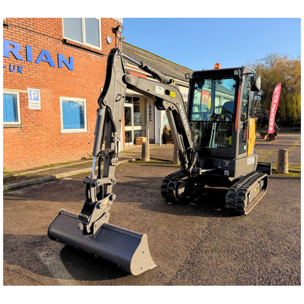 Volvo ECR25D Mini Excavator 2022 with Quick Hitch