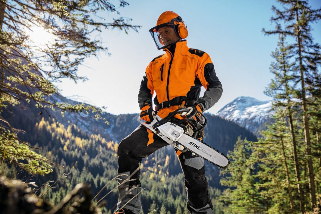 STIHL MS 261 C M Petrol Chainsaw 40 cm 16 in Bar