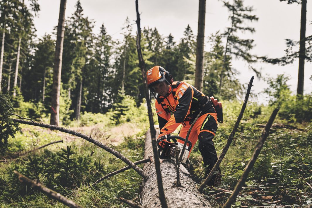 STIHL MS 400 1 C M Petrol Chainsaw 45 cm 18 in Bar
